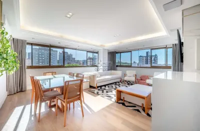 Apartamento com 3 quartos à venda na rua líbero badaró, 202, passo da areia, porto alegre por r$ 1.300.000