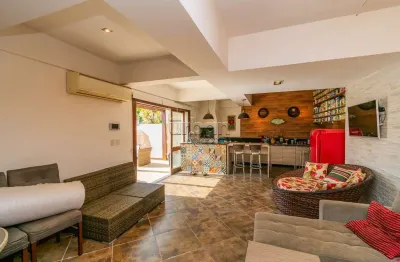 Casa em condomínio fechado com 3 quartos à venda na rua luzitana, 1098, higienópolis, porto alegre por r$ 2.190.000