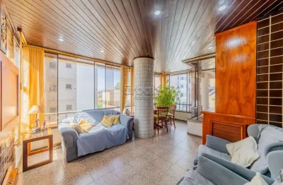 Apartamento com 3 quartos à venda na avenida mariland, 156, auxiliadora, porto alegre por r$ 1.045.000