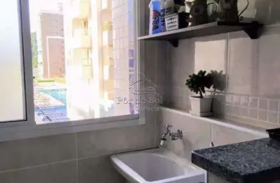 Apartamento frente ao mar com sacada gourmet e lazer completo