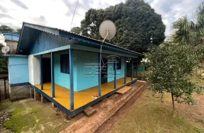 Casa com 2 quartos para alugar no centro, nova santa rita  por r$ 1.235