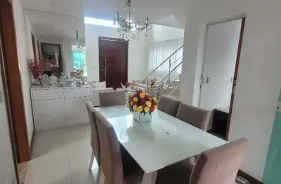 Casa em condomínio fechado com 4 quartos à venda na Rua das Azaléias, 24, Alphaville II, Salvador