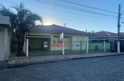 Casa com 3 quartos à venda na manoel cruz, 23, centro, tijucas por r$ 700.000