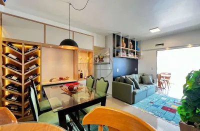 Apartamento com sacada gourmet com vista mar e lazer completo