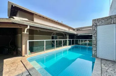 Casa com 3 quartos à venda na Rua Marechal Eurico Gaspar Dutra, 1039, Canto do Forte, Praia Grande