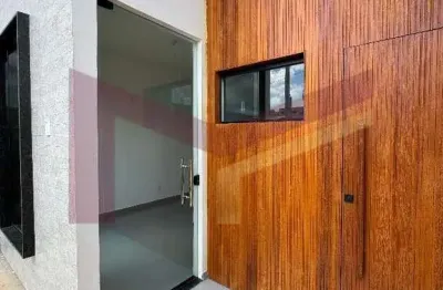 Casa com 3 quartos à venda na Rua Vitória de Santo Antão, Mangabeira, Feira de Santana