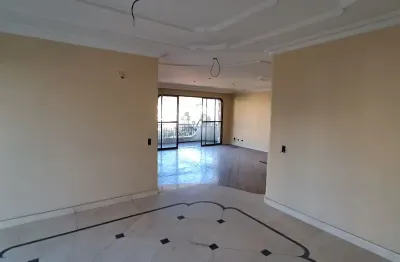Apto no morumbi - 246m² - 3 suites - 3 vgs - valor com 30% abaixo media de mercado.