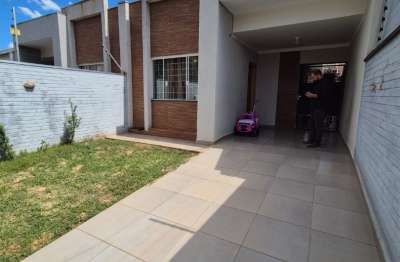 Casa com 2 quartos à venda na Rua Pioneiro Pergentino Prudente Francisco, 179, Jardim Rebouças, Maringá