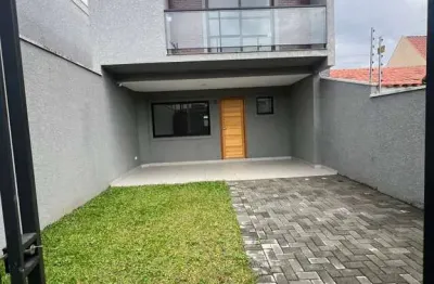 Ótimo sobrado  3 amplos quartos sendo um suíte/closet, com 110 met