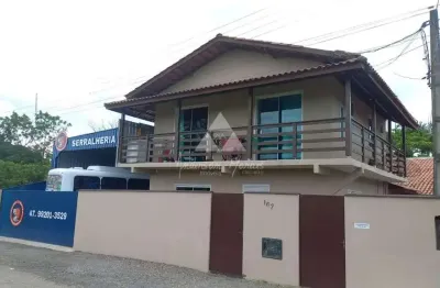 Casa comercial à venda na geraldina de souza santos, 167, itacolomi, balneário piçarras por r$ 1.150.000