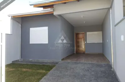 Casa com 3 quartos à venda na querencia, 716, itacolomi, balneário piçarras por r$ 640.000
