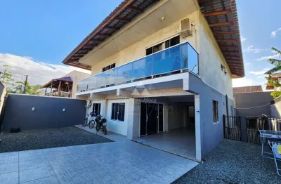Casa com 4 quartos à venda na benta almeida dos santos, 282, itajubá, barra velha por r$ 1.129.000