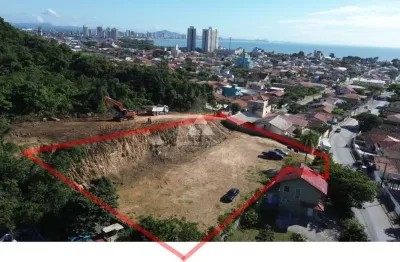 Terreno à venda na pôrto alegre, centro, penha por r$ 3.200.000