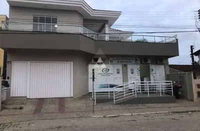 Casa com 2 quartos à venda na pedro francisco de borba coelho, 140, centro, barra velha por r$ 1.700.000