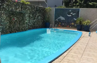 Casa com 4 quartos à venda na rua baraúna, --, parque são jorge, florianópolis por r$ 2.490.000