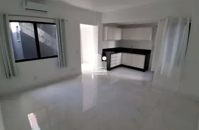 Apartamento com 1 quarto para alugar na rua arcipreste paiva, --, centro, florianópolis por r$ 2.500