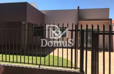 Casa com 3 quartos à venda no Jardim Gisela, Toledo 