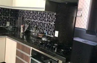 Apartamento para venda tem 92 metros quadrados com 4 quartos