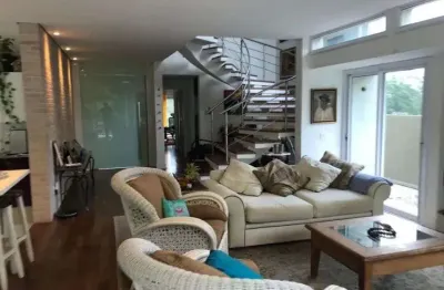 Casa em condomínio fechado com 4 quartos à venda na Avenida João XXIII, 3904, Jardim São Pedro, Mogi das Cruzes