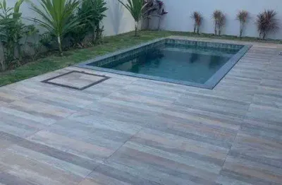 Casa de condomínio para venda com 235 metros quadrados com 3 quartos