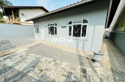 Casa com 3 quartos para alugar na barra do rio cerro, jaraguá do sul , 116 m2 por r$ 3.800