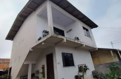 Casa sobrado com 3 quartos e 2 banheiros à venda em itajaí
