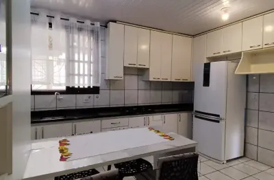 Alugo!! ampla casa mobiliada no bairro cordeiros  em itajaí/sc