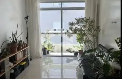 Apartamento de 2 quartos + home office na trindade/carvoeira - em frente a dos acesso para ufsc!