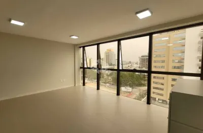 Sala comercial com 40m² de área privativa, 1 vaga, ar-condicionado, no estreito em florianópolis!