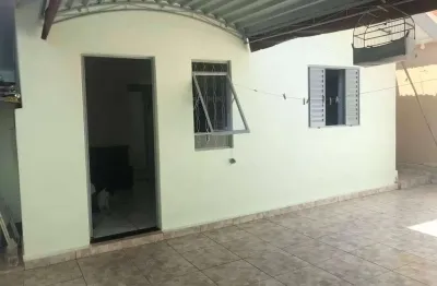Casa com 3 quartos à venda na rua aparicio fiuza de carvalho, 525, centro, itaporanga por r$ 375.000