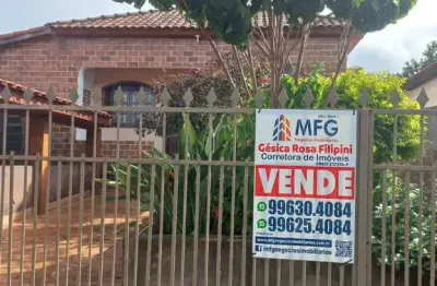Casa com 2 quartos à venda na rua belo horizonte, 123, centro, barão de antonina por r$ 380.000