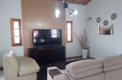 Casa em condomínio fechado com 3 quartos à venda na estrada do cercado, 9999, village araçoiaba, araçoiaba da serra por r$ 900.000