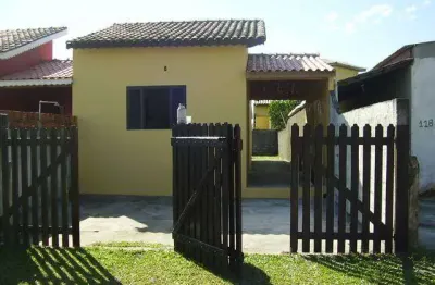 Casa com 2 quartos à venda na rua cannis, 124, centro, ilha comprida por r$ 299.000
