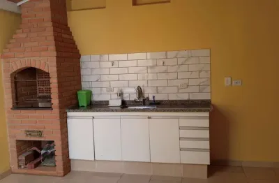 Casa com 3 quartos à venda na rua haiti, 124, guilhermina, praia grande por r$ 1.040.000