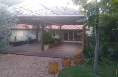 Casa com 3 quartos à venda na presidente tankredo neves, 601, residencial alvorada, araçoiaba da serra, 360 m2 por r$ 950.000