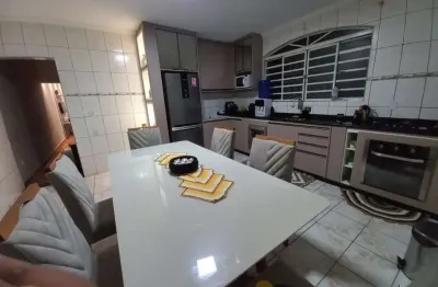 Casa com 2 quartos à venda na izabel gongora, 60, jardim maria eugênia, sorocaba por r$ 460.000