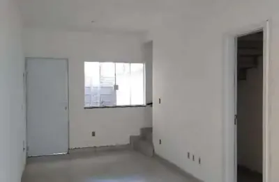 Casa em condomínio fechado com 2 quartos à venda na galileia, 209, jardim betânia, sorocaba por r$ 245.000