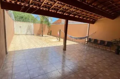 Casa com 2 quartos à venda na arnaldo januário werneck, 168, jardim itália, sorocaba por r$ 415.000