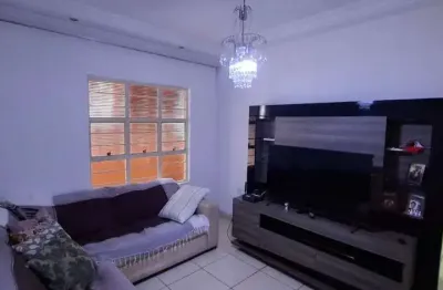 Casa com 2 quartos à venda na francisco bueno de camargo, 1938, vila nova sorocaba, sorocaba por r$ 550.000