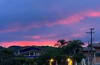 Casa em condomínio fechado com 3 quartos à venda na vicinal do campo verde km 8, 99990, campo verde, ibiúna por r$ 890.000