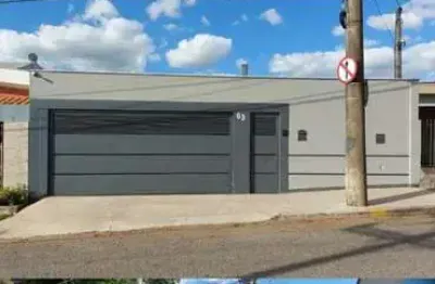 Casa com 2 quartos à venda na lourenço vanucci, 63, jardim guarujá, sorocaba por r$ 600.000