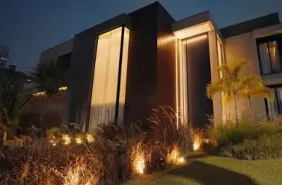 Casa em condomínio fechado com 5 quartos à venda na alameda brasil, 900, alphaville residencial dois, barueri por r$ 28.000.000