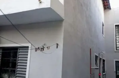 Casa com 3 quartos à venda na maria moron malzoni, 13, parque das laranjeiras, sorocaba por r$ 550.000