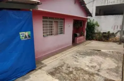 Casa com 2 quartos à venda na doutor cantídio de moura campos, 222, vila jardini, sorocaba por r$ 318.000