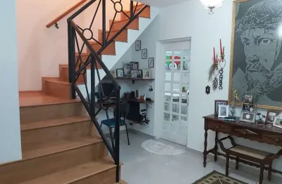 Casa com 4 quartos à venda na campos salles, 2062, jardim claudina, itararé por r$ 850.000