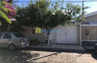 Casa à venda na farolândia. próximo ao palácio do governo. oportunidade.