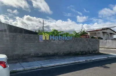 Terreno de esquina à venda na atalaia. sombra e bem localizado. aracaju/se.
