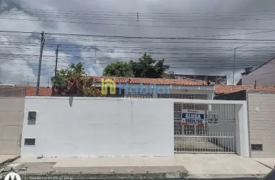 Casa com 2 quartos para alugar na Rua Sargento Antônio da Silva Vieira, 78, São Conrado, Aracaju