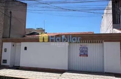 Casa de esquina à venda no bairro aeroporto. na esquina do bar do guaiamu. 3/4. aracaju, se