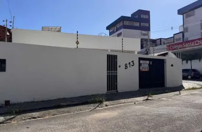 Casa com 3 quartos para alugar na Rua Luiz Cordeiro Morais, 813, Luzia, Aracaju